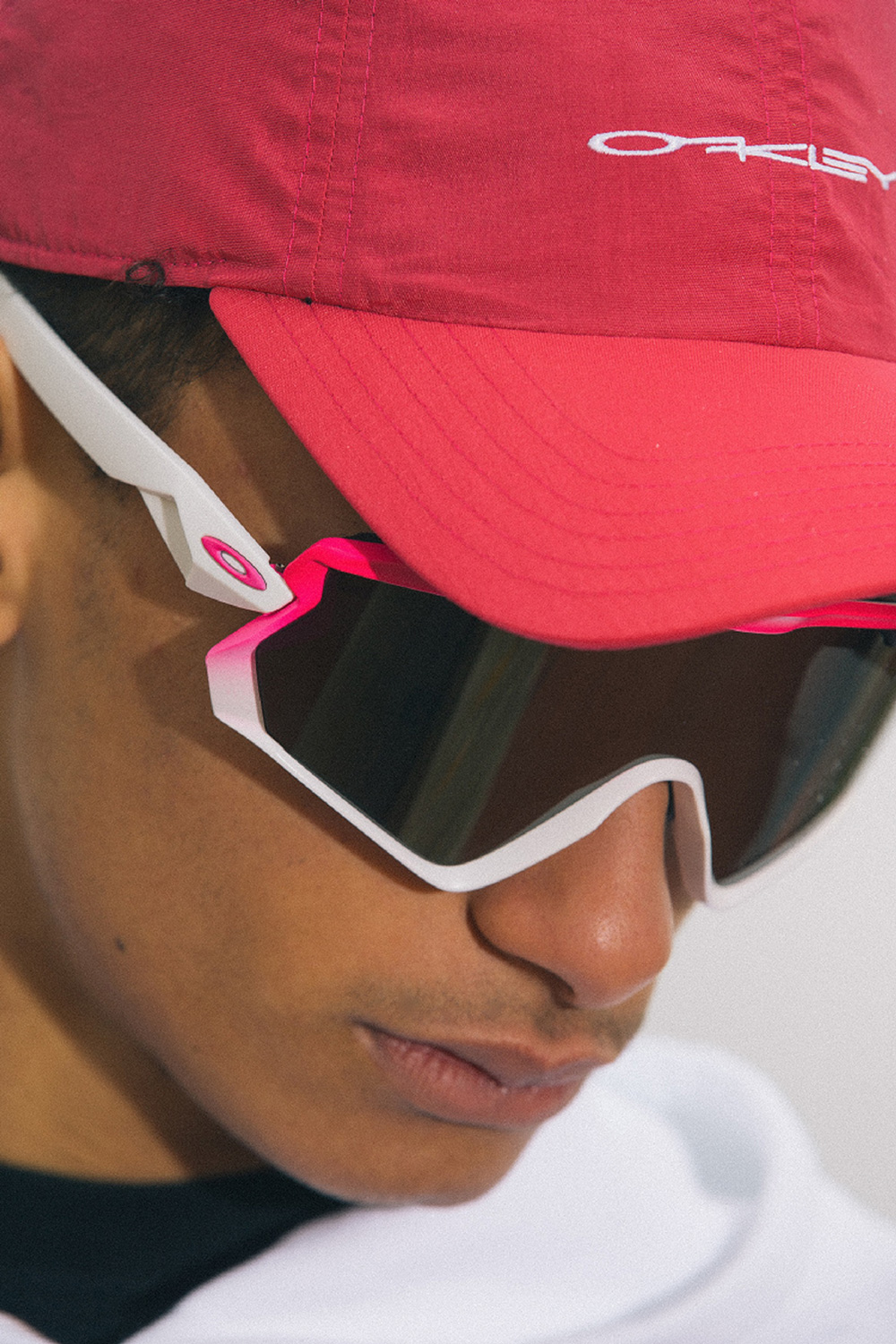 OAKLEY DEFINITION COLLECTION LIFESTYLE IMAGE (8)