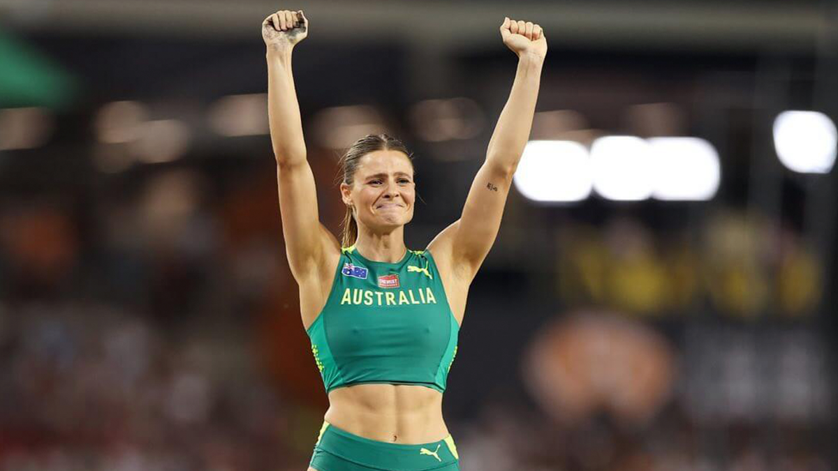 Nina Kennedy celebrating as World Champion